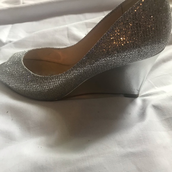 BADGLEY MISCHKA “AWAKE” - Picture 9 of 16